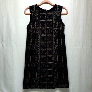 Maggy London Lace Nude Illusion Overlay Sleeveless Dress Size 2 Knee Length EUC